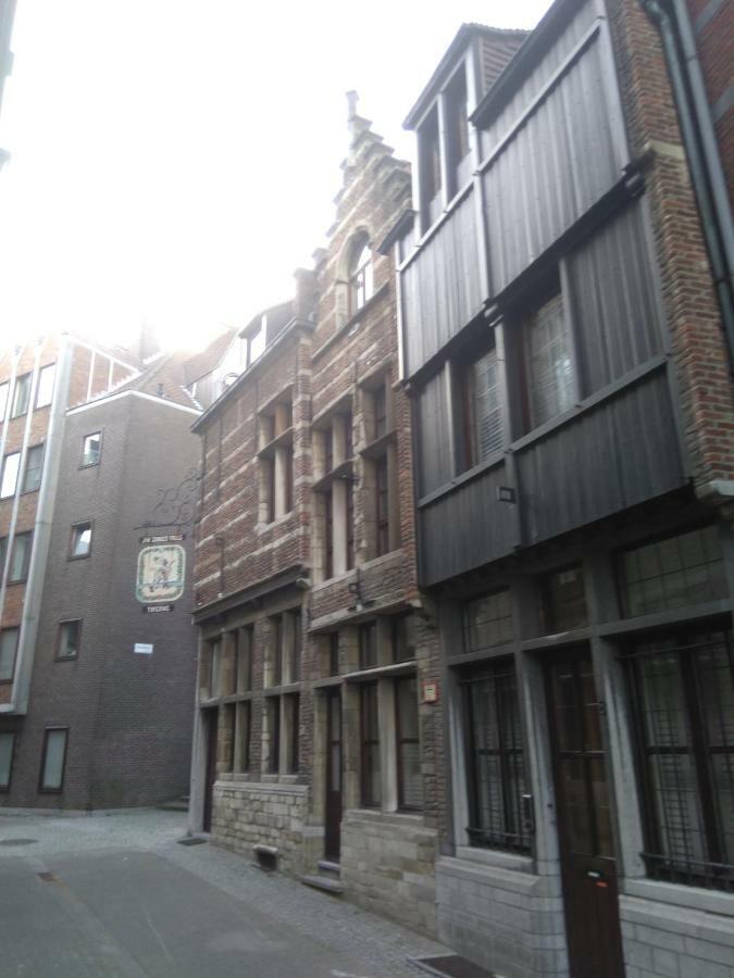 Charming Suites Jan Zonder Vrees Антверпен Экстерьер фото